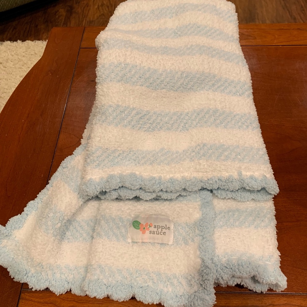 Apple Sauce baby blanket. Blue and white stripes.